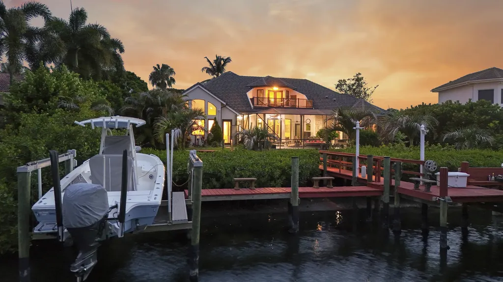 18989 SE Windward Island Lane Jupiter FL 33458