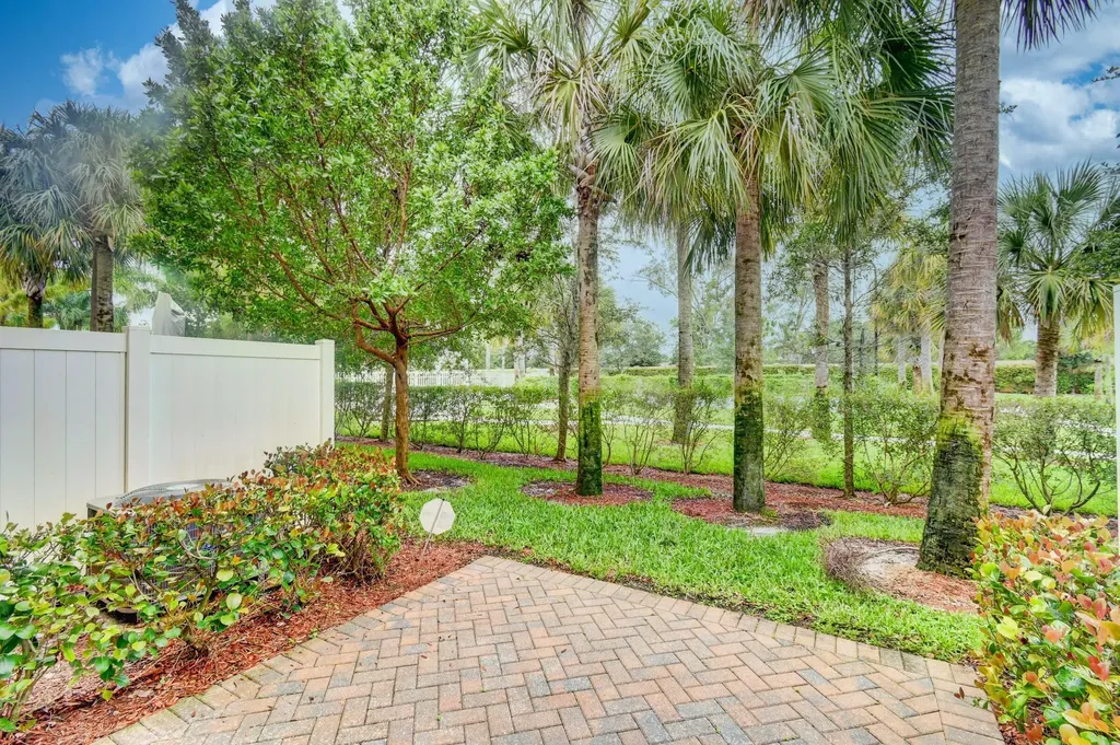 5981 Monterra Club Drive Lake Worth FL 33463