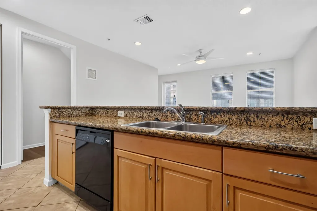 1213 Via Fatini Boynton Beach FL 33426