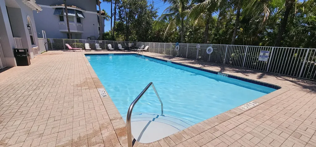 1213 Via Fatini Boynton Beach FL 33426