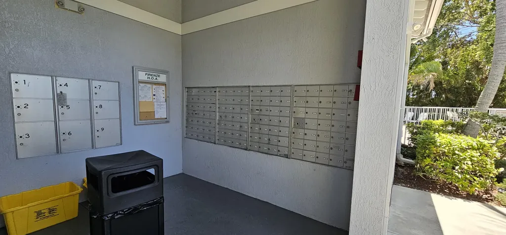 1213 Via Fatini Boynton Beach FL 33426