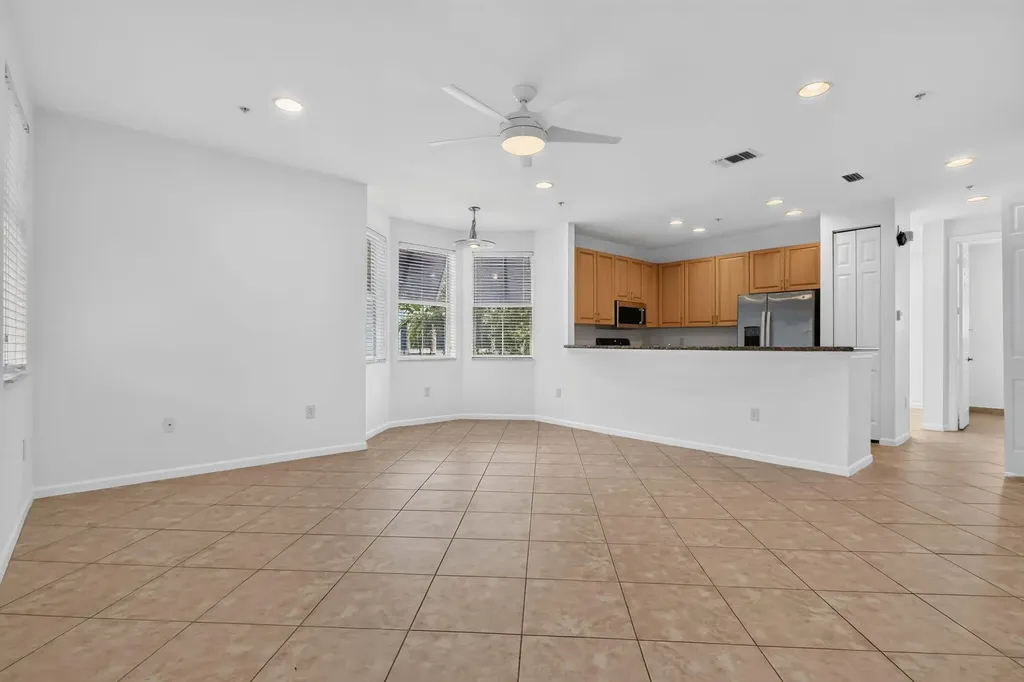 1213 Via Fatini Boynton Beach FL 33426