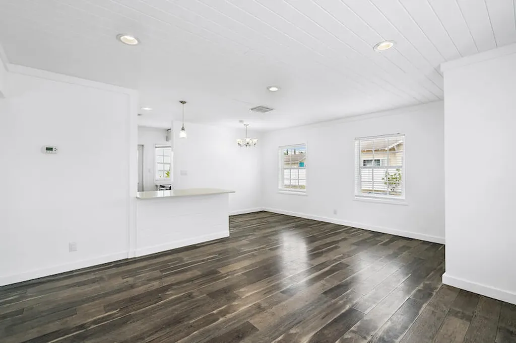 4615 Garden Avenue West Palm Beach FL 33405