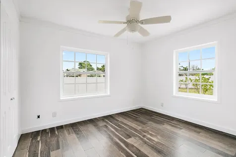 4615 Garden Avenue West Palm Beach FL 33405