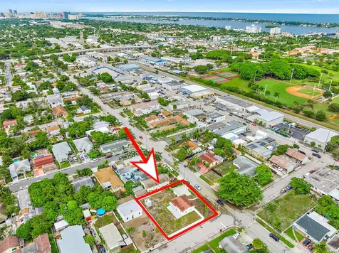 4615 Garden Avenue West Palm Beach FL 33405