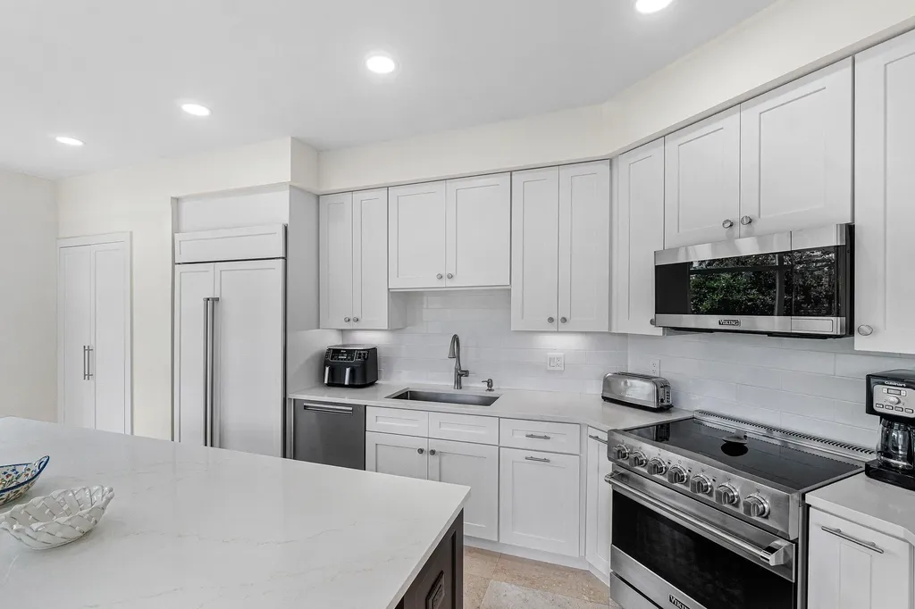3720 S Ocean Boulevard Highland Beach FL 33487