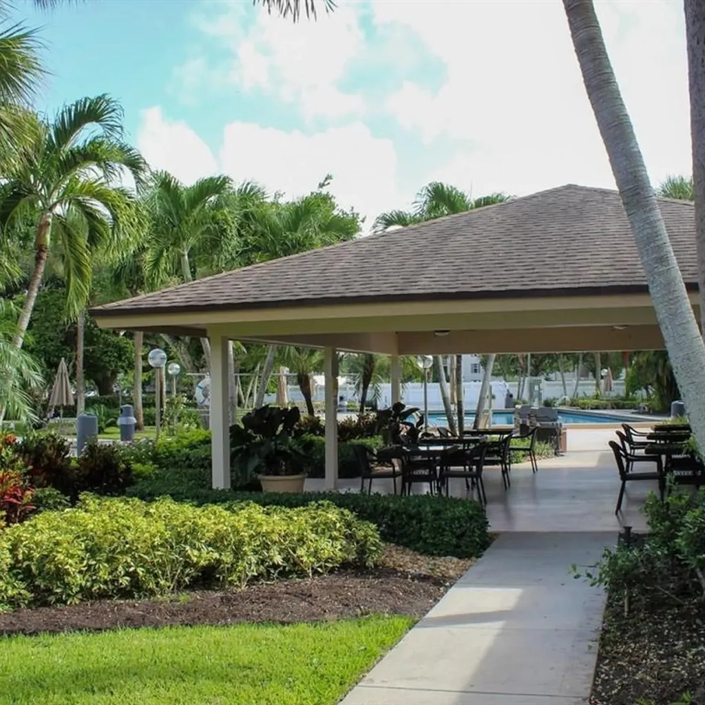 3503 Oaks Way Pompano Beach FL 33069