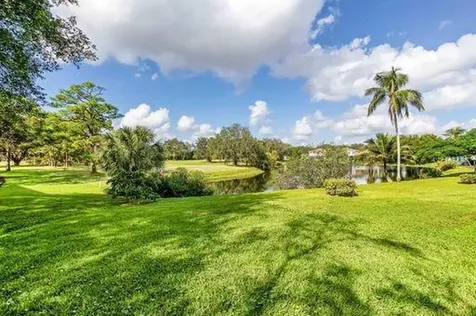 3503 Oaks Way Pompano Beach FL 33069