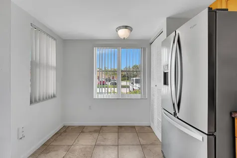 3832 NW 90th Avenue Sunrise FL 33351