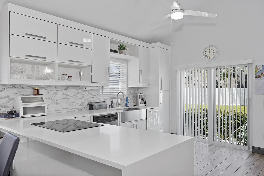 3 Meriden Way Boynton Beach FL 33426