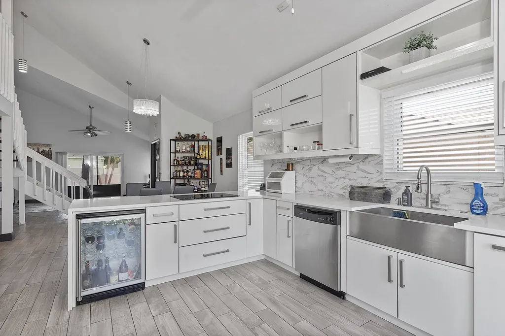 3 Meriden Way Boynton Beach FL 33426