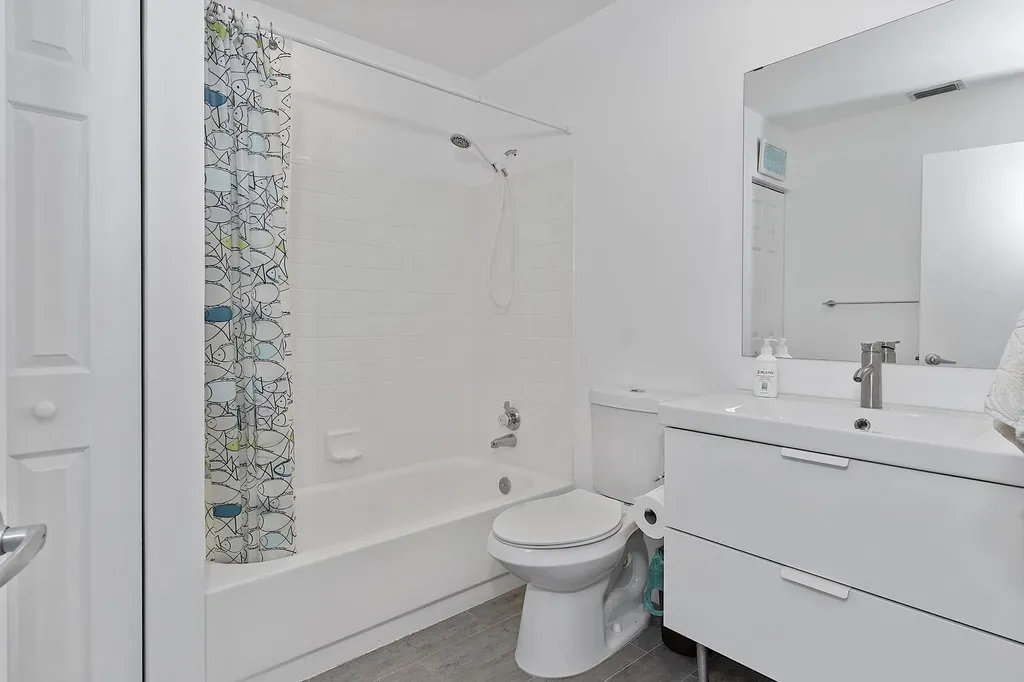 3 Meriden Way Boynton Beach FL 33426
