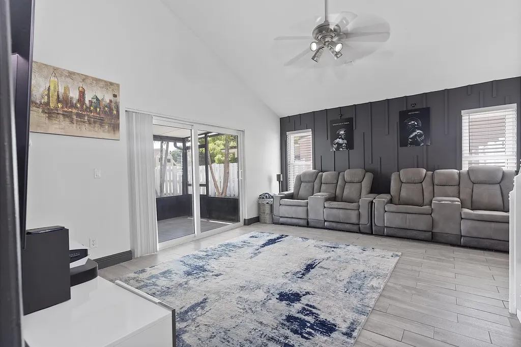 3 Meriden Way Boynton Beach FL 33426
