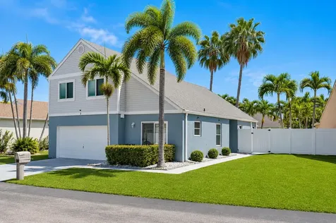 3 Meriden Way Boynton Beach FL 33426