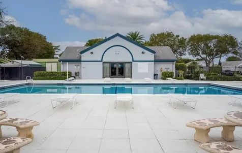 3 Meriden Way Boynton Beach FL 33426