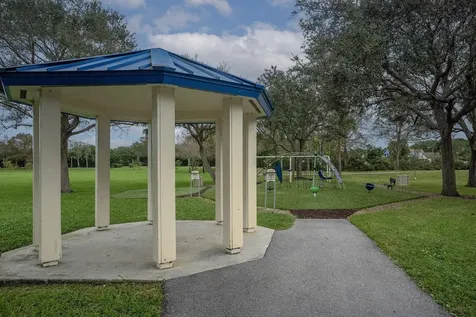 3 Meriden Way Boynton Beach FL 33426