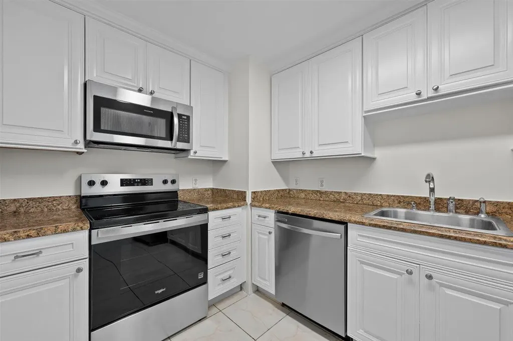 5600 N Flagler Drive West Palm Beach FL 33407