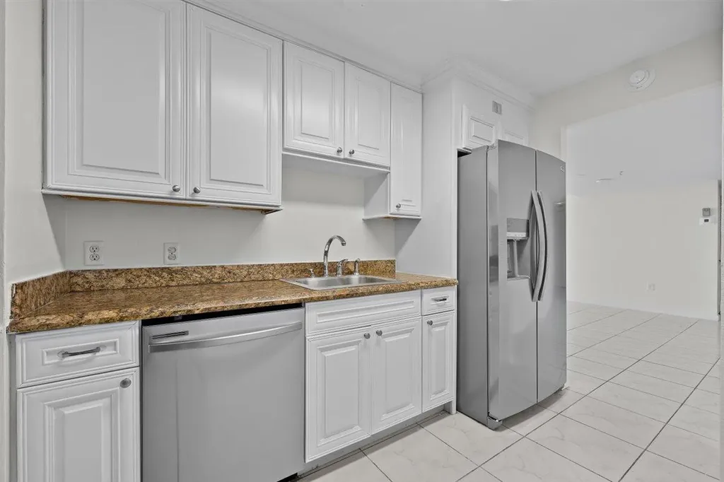 5600 N Flagler Drive West Palm Beach FL 33407
