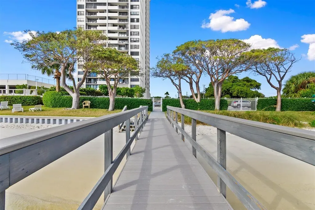 5600 N Flagler Drive West Palm Beach FL 33407