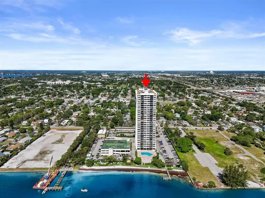 5600 N Flagler Drive West Palm Beach FL 33407