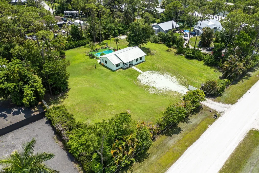 12944 68th Street N The Acreage FL 33412