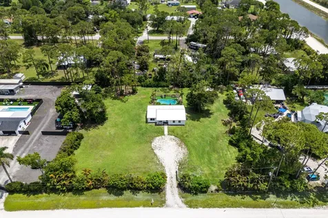 12944 68th Street N The Acreage FL 33412