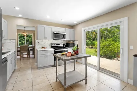 12944 68th Street N The Acreage FL 33412