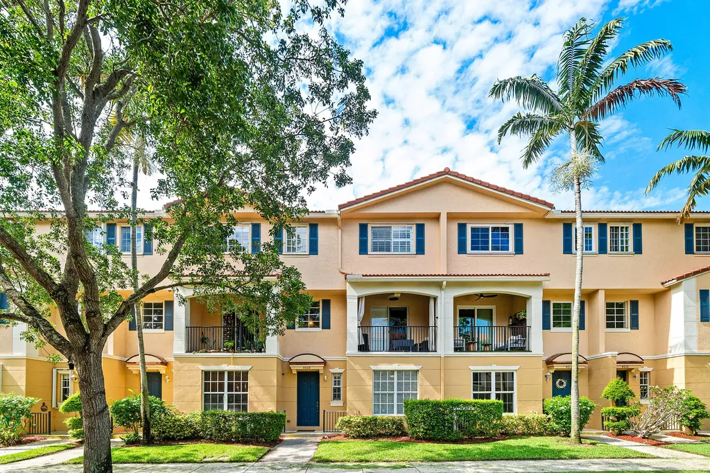 4608 Danson Way Delray Beach FL 33445