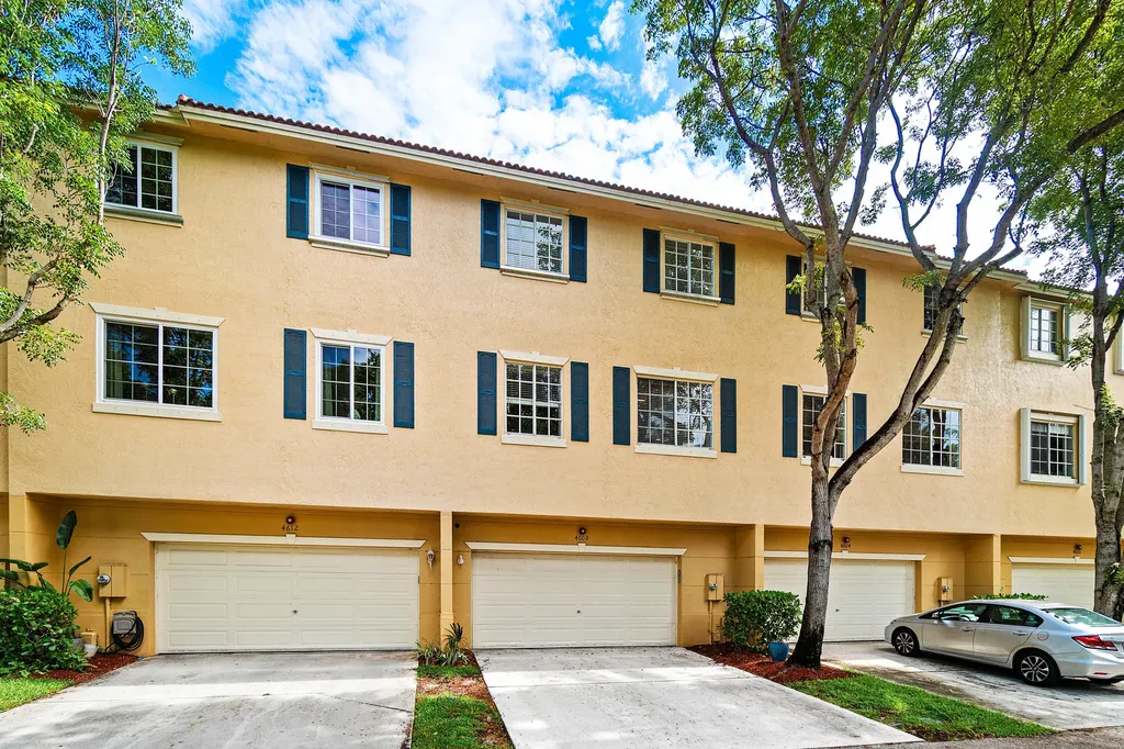 4608 Danson Way Delray Beach FL 33445