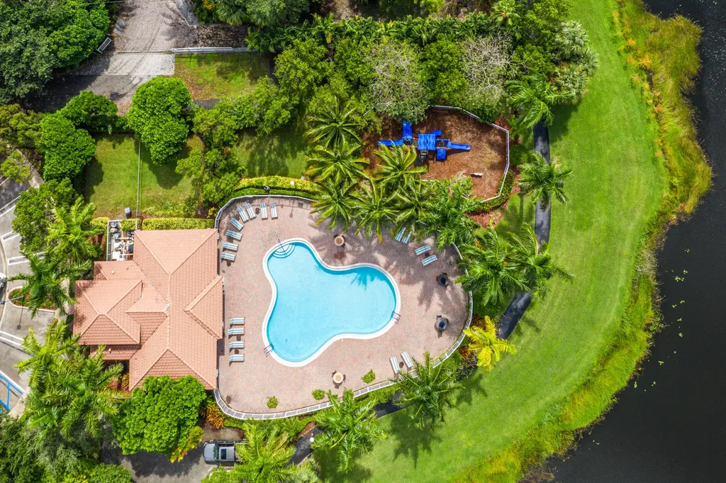 4608 Danson Way Delray Beach FL 33445