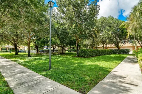 4608 Danson Way Delray Beach FL 33445
