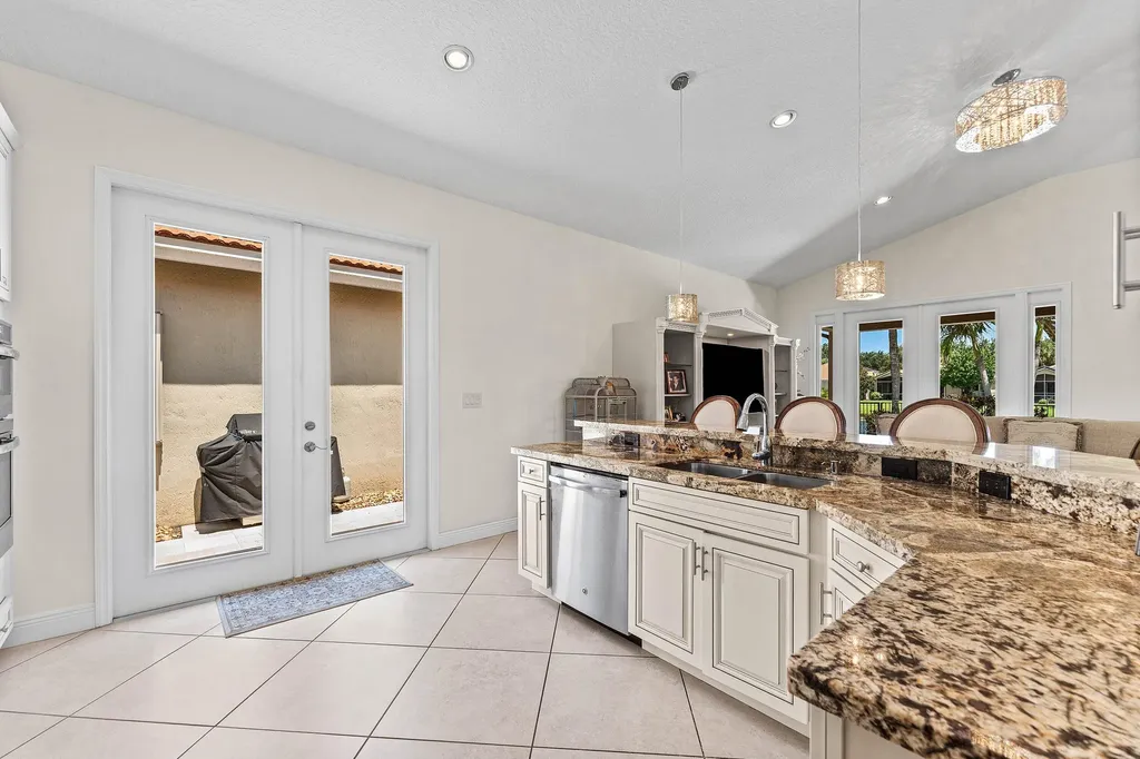 4916 Gateway Gardens Drive Boynton Beach FL 33436