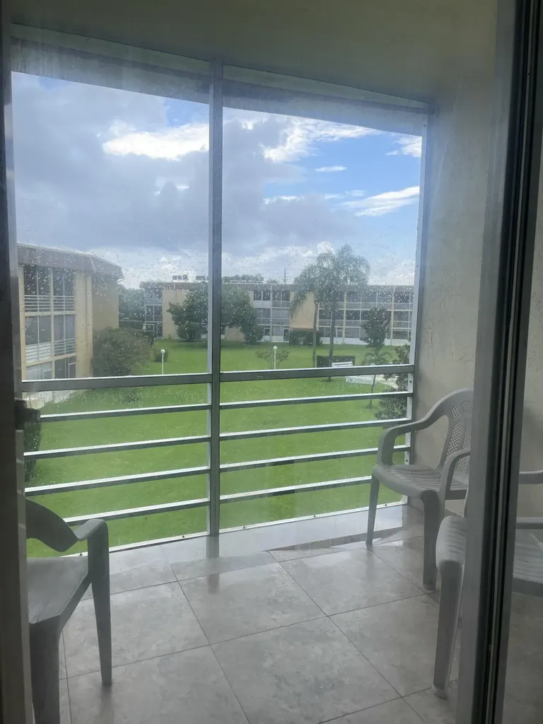 500 Village Green Circle W Palm Springs FL 33461