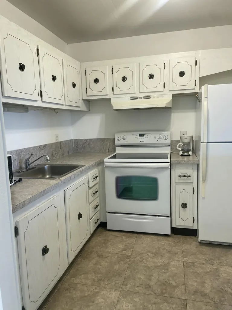 500 Village Green Circle W Palm Springs FL 33461