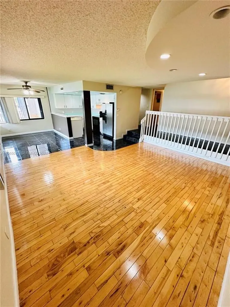 4730 SW 62nd Way Davie FL 33314