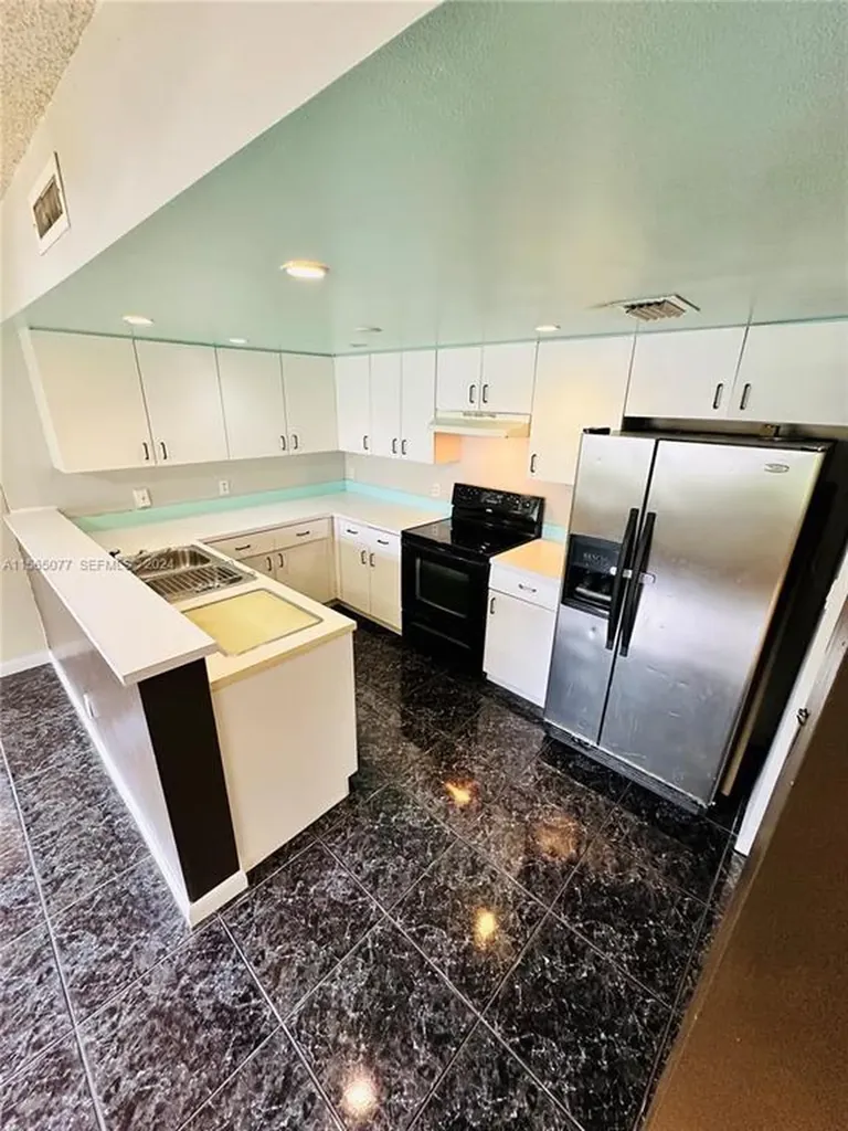 4730 SW 62nd Way Davie FL 33314