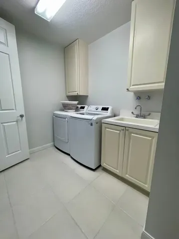 18 Harbour Isle Drive W Fort Pierce FL 34949
