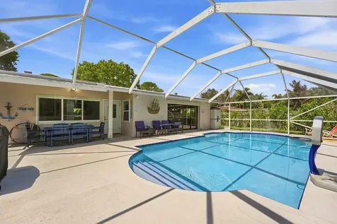 1095 NE Tuxedo Terrace Jensen Beach FL 34957