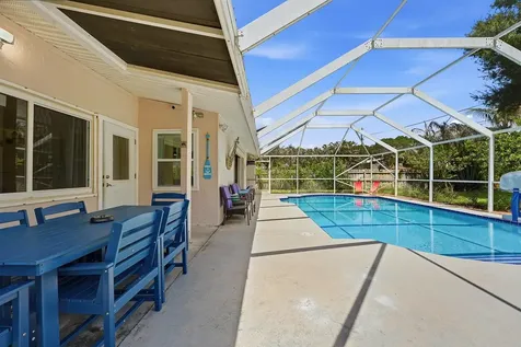 1095 NE Tuxedo Terrace Jensen Beach FL 34957