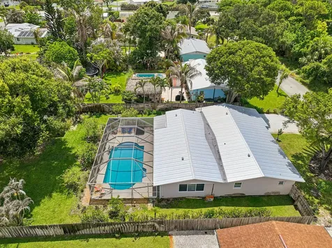 1095 NE Tuxedo Terrace Jensen Beach FL 34957