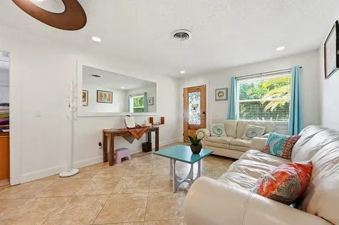 1095 NE Tuxedo Terrace Jensen Beach FL 34957