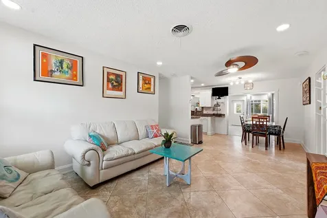 1095 NE Tuxedo Terrace Jensen Beach FL 34957