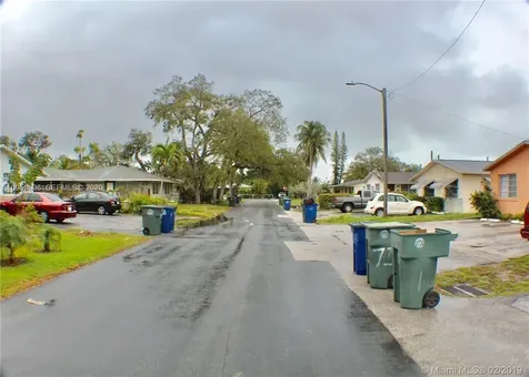 719 SW 7th Street Hallandale Beach FL 33009