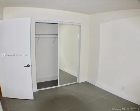 719 SW 7th Street Hallandale Beach FL 33009