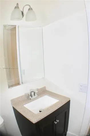 719 SW 7th Street Hallandale Beach FL 33009