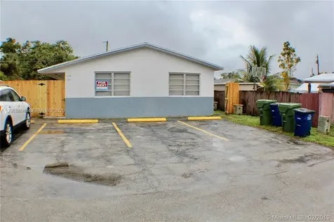 719 SW 7th Street Hallandale Beach FL 33009