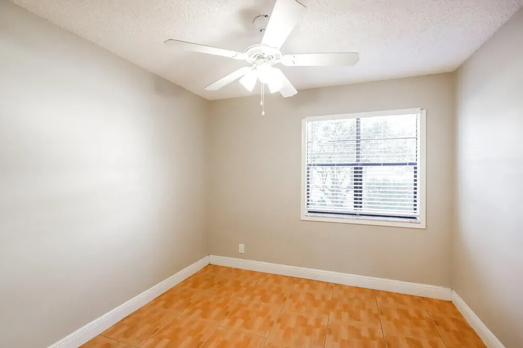 11235 NW 43rd Place Coral Springs FL 33065