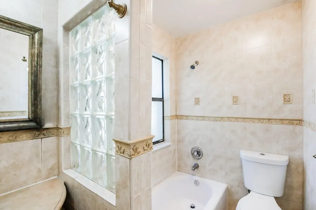 11235 NW 43rd Place Coral Springs FL 33065