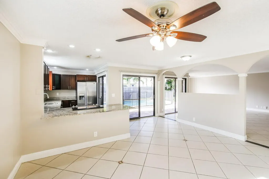11235 NW 43rd Place Coral Springs FL 33065