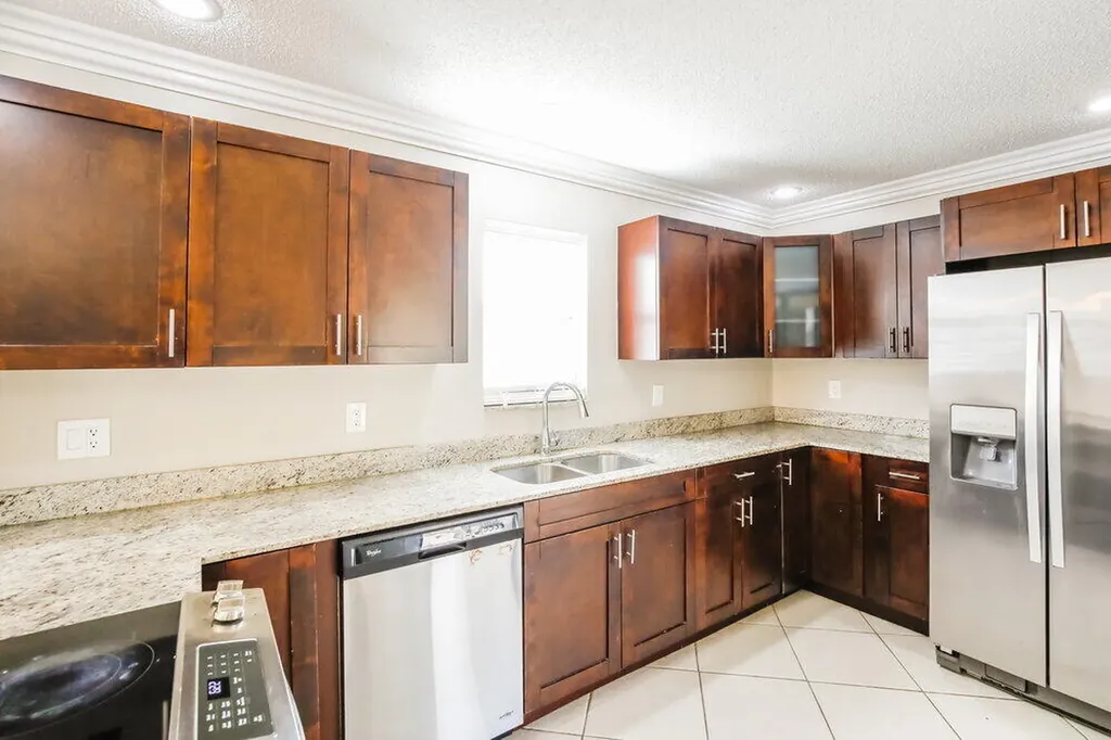 11235 NW 43rd Place Coral Springs FL 33065